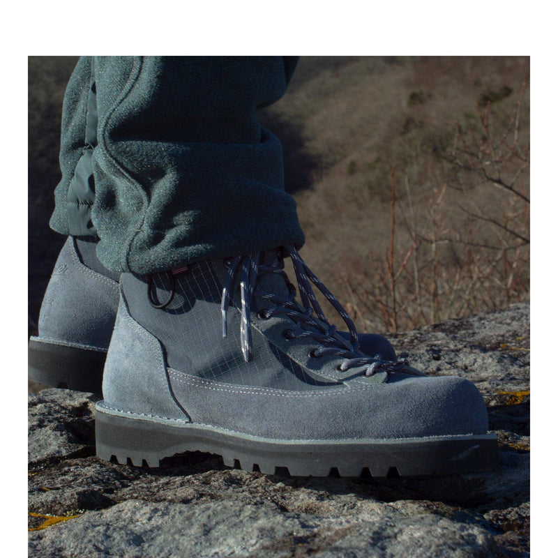 Load image into Gallery viewer, Danner Danner Light and Wander - Fearless Outfitters
