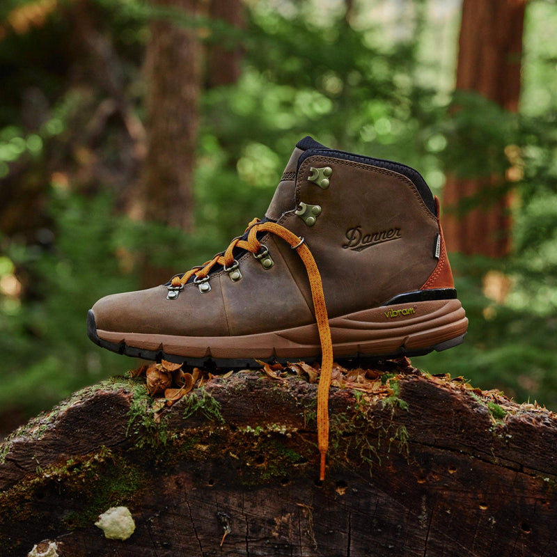 Cargue la imagen en el visor de la galería, Danner Mountain 600 4.5&quot; Chocolate Chip/Golden Oak - Fearless Outfitters
