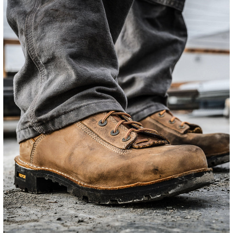 Cargue la imagen en el visor de la galería, Danner Quarry USA 8&quot; Distressed Brown 400G NMT - Fearless Outfitters
