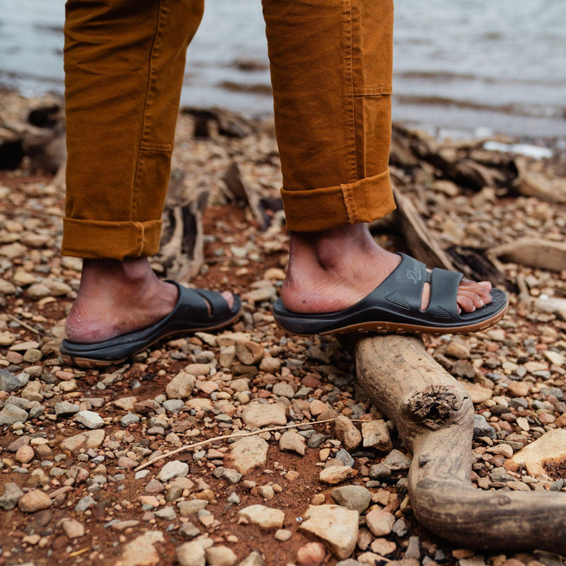 Cargue la imagen en el visor de la galería, Danner Shelter Cove Slide Black - Fearless Outfitters
