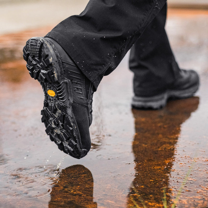 Cargue la imagen en el visor de la galería, Danner StrikerBolt 4.5&quot; Black GTX - Fearless Outfitters
