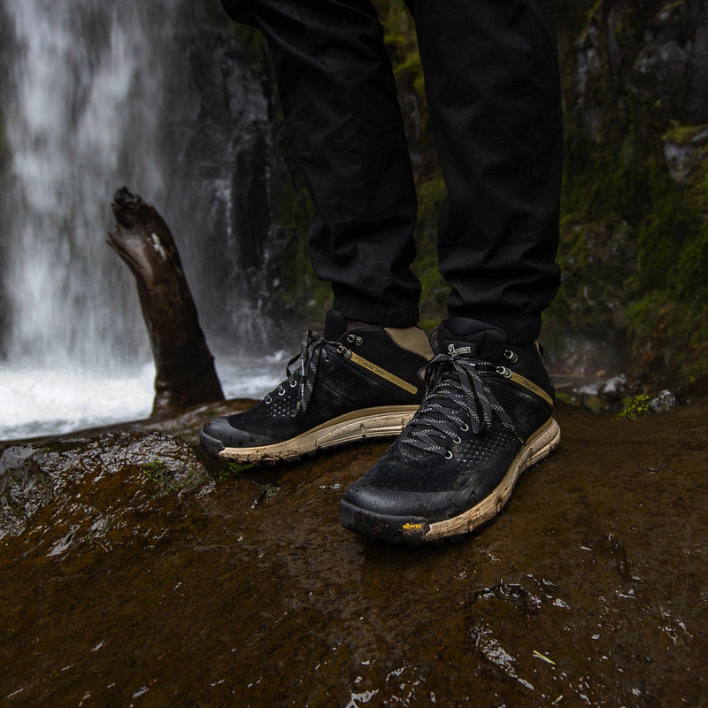 Load image into Gallery viewer, Danner Trail 2650 Mid 4&quot; Black/Khaki GTX - Fearless Outfitters
