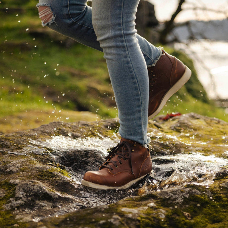 Load image into Gallery viewer, Danner Women&#39;s Douglas 6&quot; GTX Roasted Pecan - Fearless Outfitters
