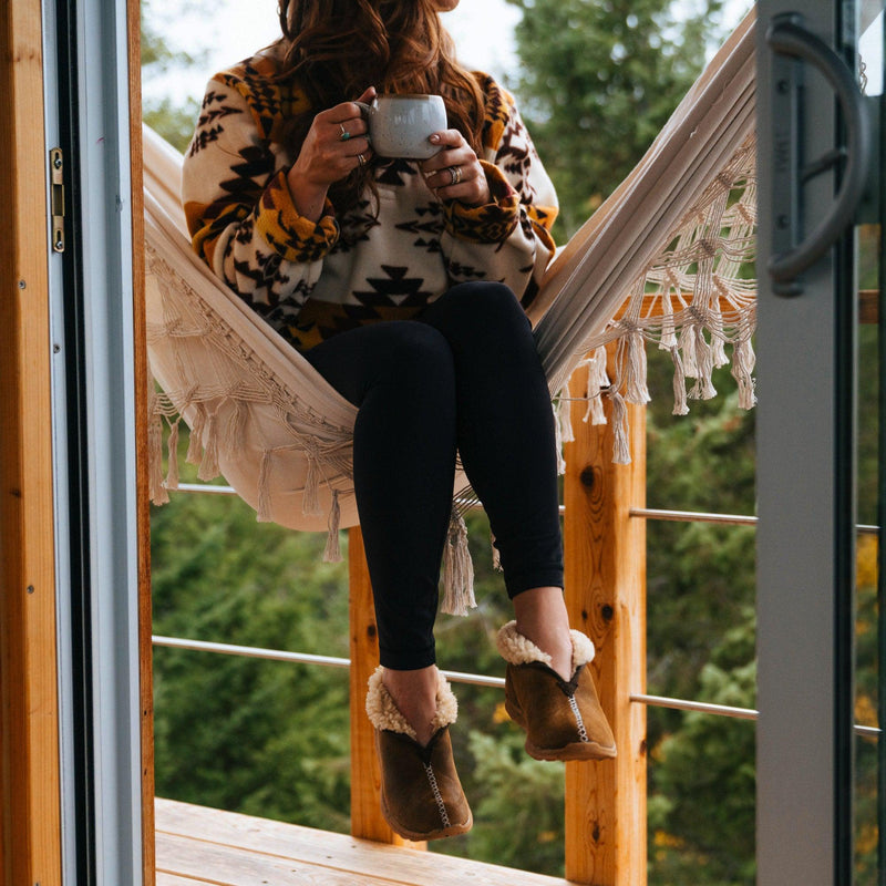 Cargue la imagen en el visor de la galería, Danner Women&#39;s Forest Moc Chestnut - Fearless Outfitters
