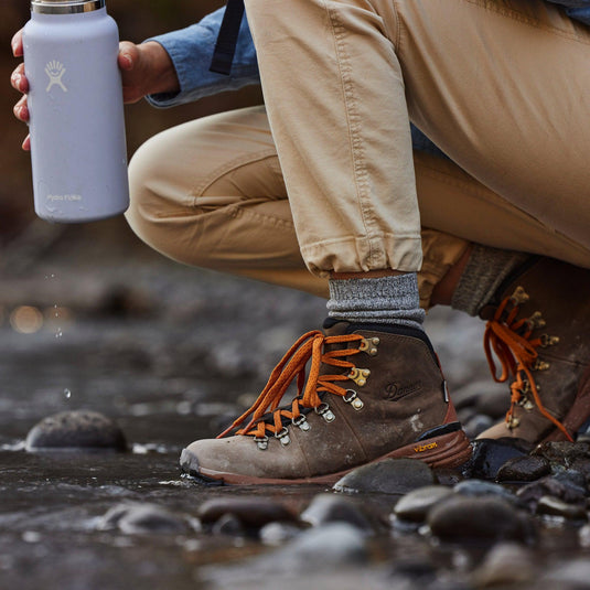 Danner Women's Mountain 600 4.5" Chocolate Chip/Golden Oak - Fearless Outfitters