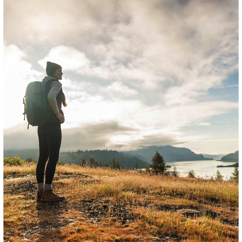 Cargue la imagen en el visor de la galería, Danner Women&#39;s Mountain 600 4.5&quot; Rich Brown - Fearless Outfitters
