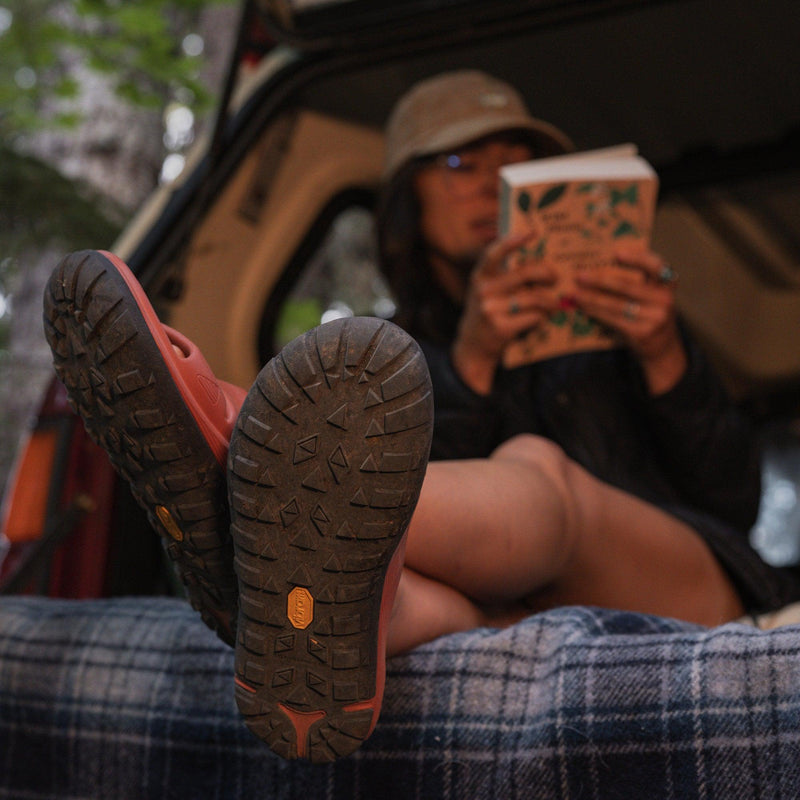 Cargue la imagen en el visor de la galería, Danner Women&#39;s Shelter Cove Slide Potter&#39;s Clay - Fearless Outfitters
