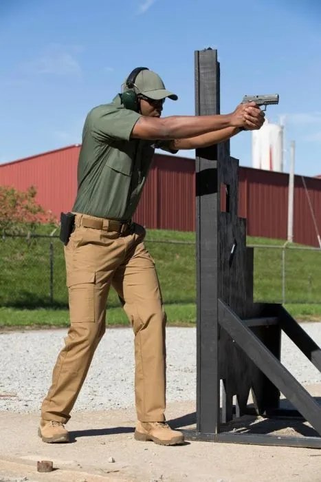 Cargue la imagen en el visor de la galería, Men&#39;s RevTac Shirt - Short Sleeve - Fearless Outfitters
